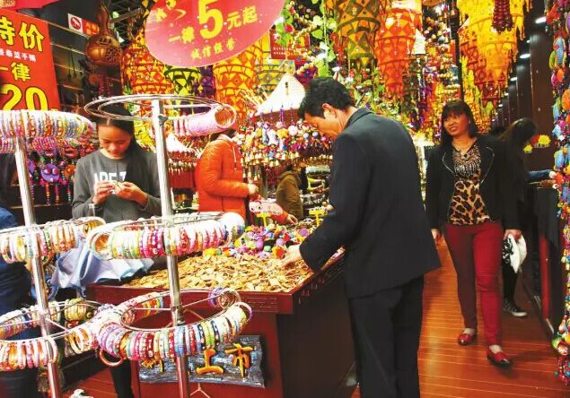 �V������������