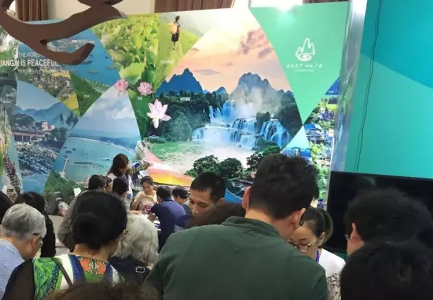 �����������V������������