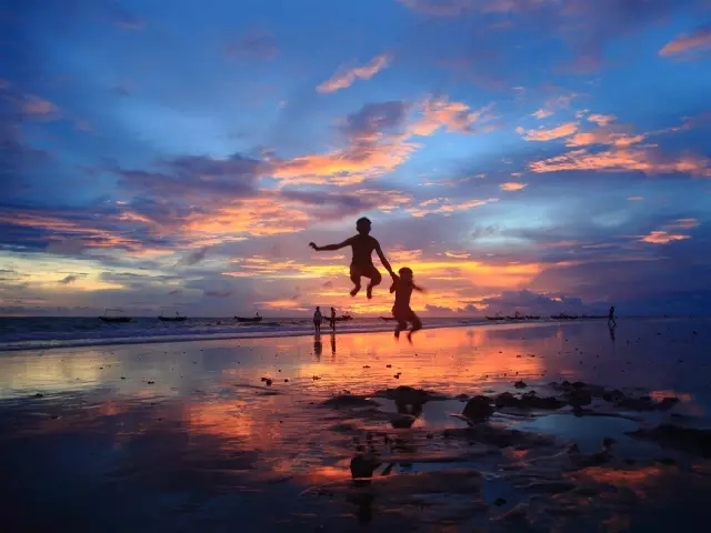 �����������V������������