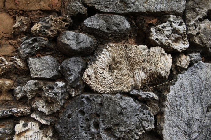 ���ލu��ɺ��ʯ���V������������