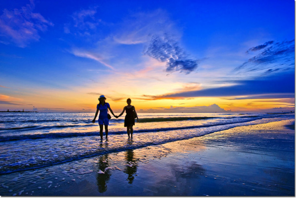 �����������y�����V������������