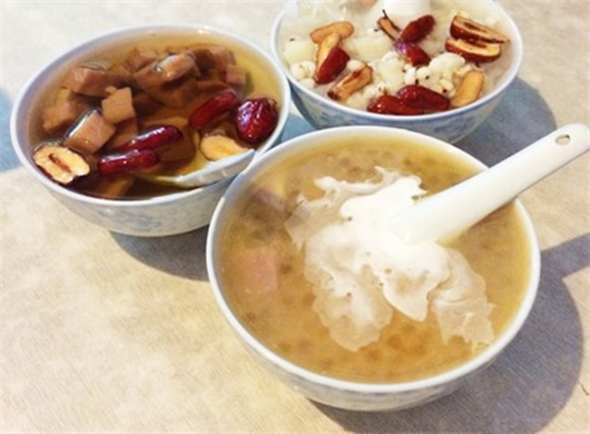 �����������V������������