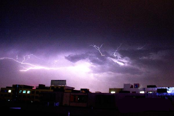 ����������V������������